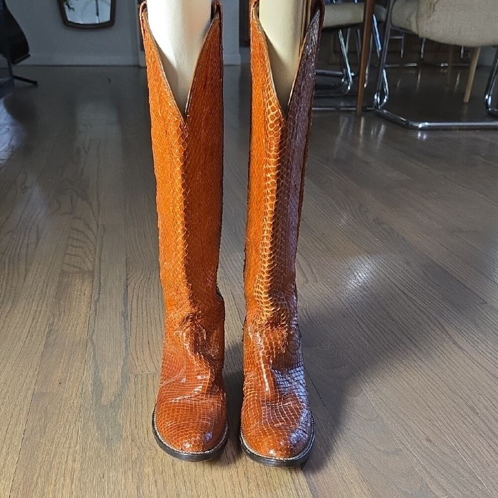 Beautiful Vintage Dan Post Snakeskin Cowgirl Boots - Picture 4 of 12